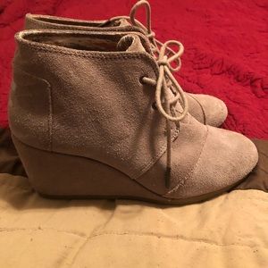 Toms Wedges